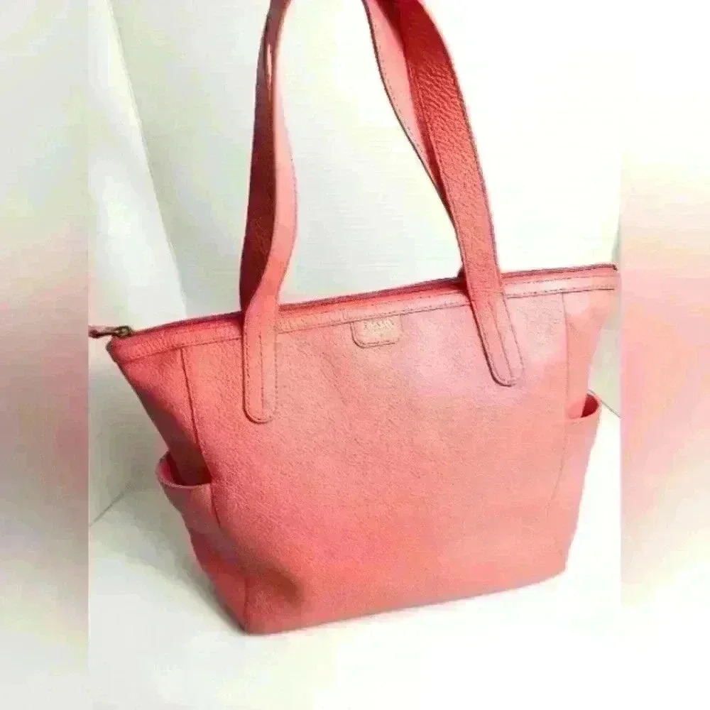 Fossil Leather Peach Color Tote Hand Bag With A Zip-Top
